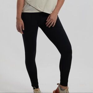 Banded Woman’s Fusion Mesh Legging Black